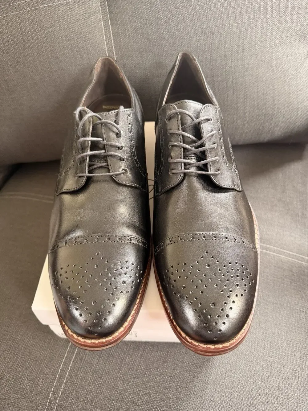 Johnston & Murphy Men's Black Leather Cap Toe Brogue Lace-Up Oxford Dress 10.5M